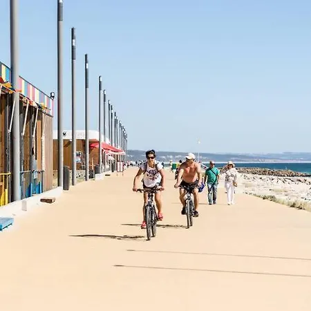 Front Costa Caparica Lisbon * קוסטה דה קפאריקה