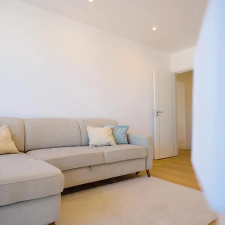 Apartament Front Costa Caparica Lisbon *